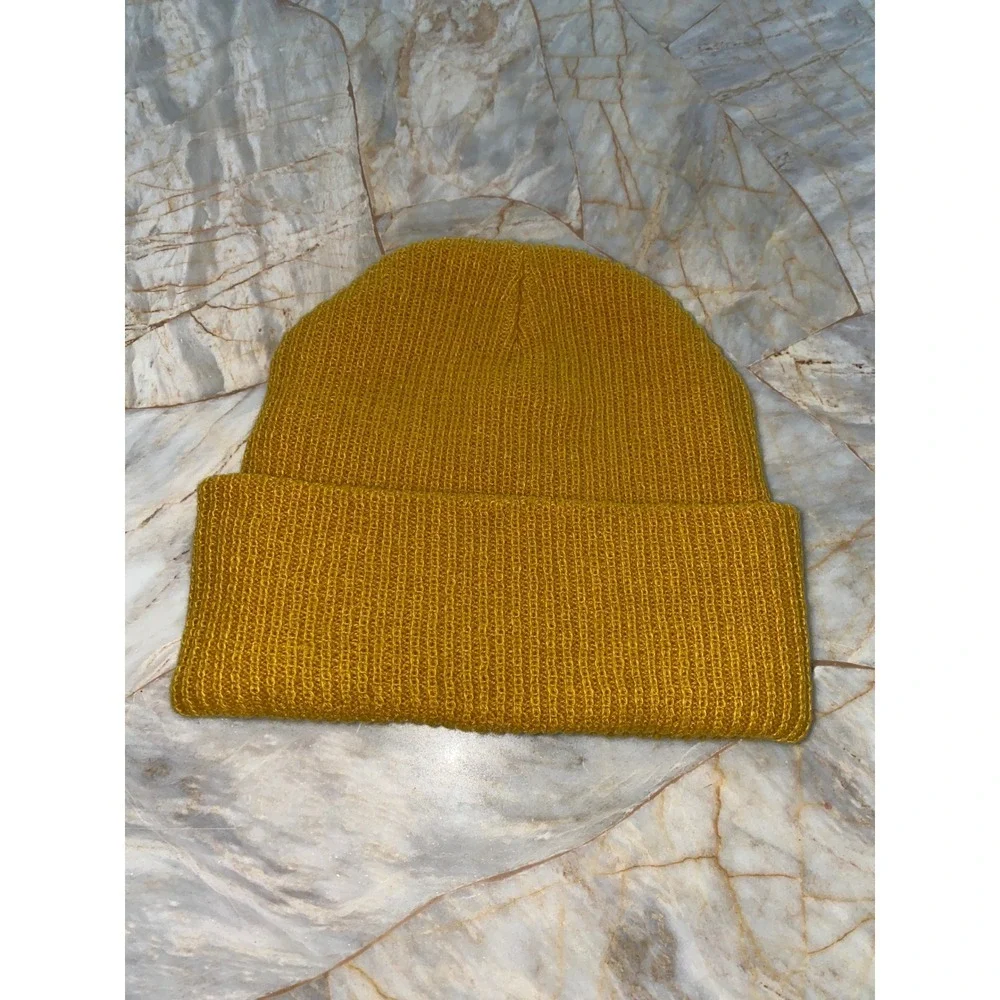 The North Face Mustard Yellow Knit Cuffed Beanie‎ Logo Patch Hat One Size